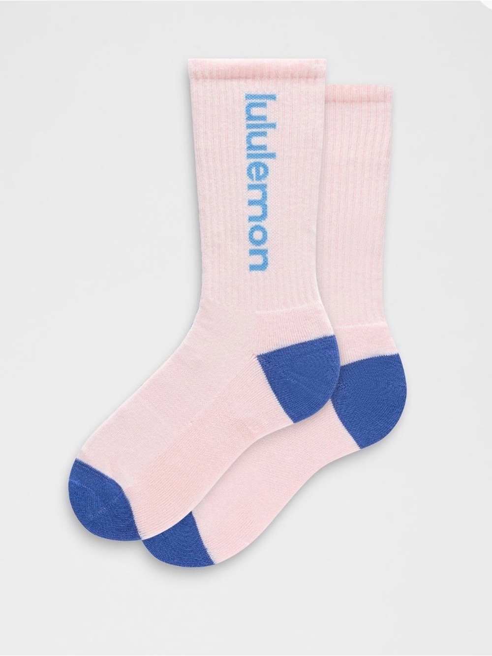 Unisex Daily Essential Crew Socks Wordmark. NWT Medium